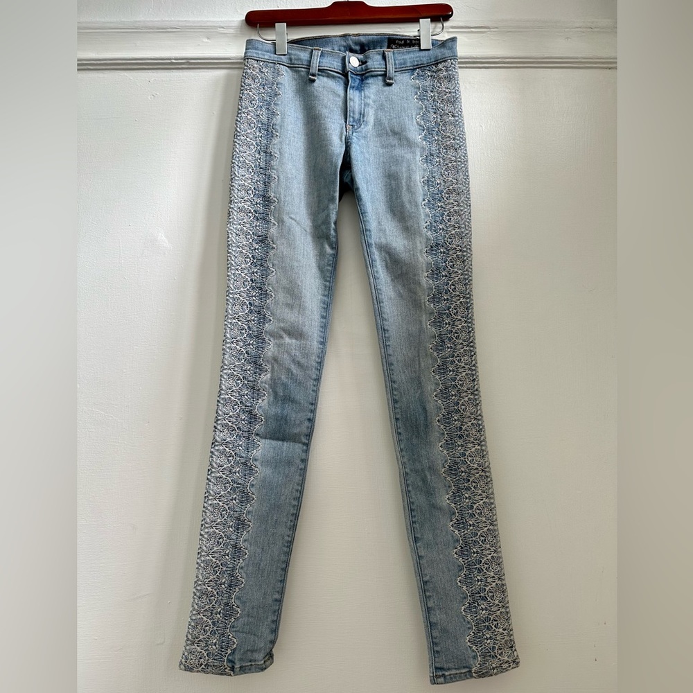 Rag & Bone Embroidered Jeans Made especially For Barney’s size 26